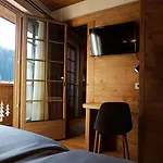 Vandot Hotel 3*