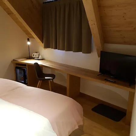 Vandot Hotel 3*